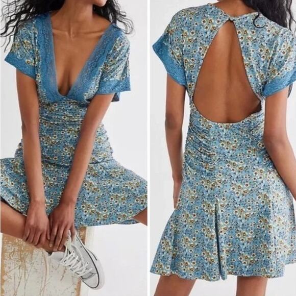 Free People Sweet Talker Mini Dress in Blue Motif size Medium - Picture 2 of 4